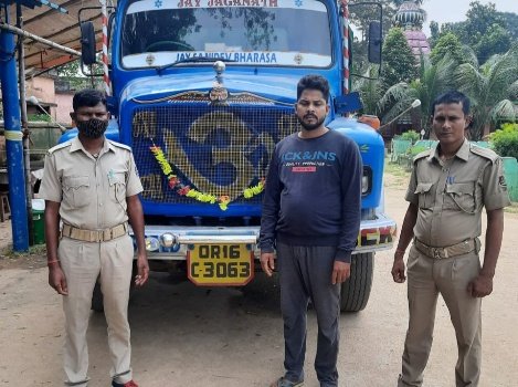 ପୃଥକ ଘଟଣାରେ ଦୁଇ କୋର୍ଟ ଚାଲାଣ