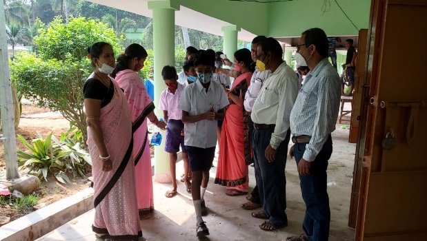 ଖୋଲିଲା ଅଷ୍ଟମ ଶ୍ରେଣୀ