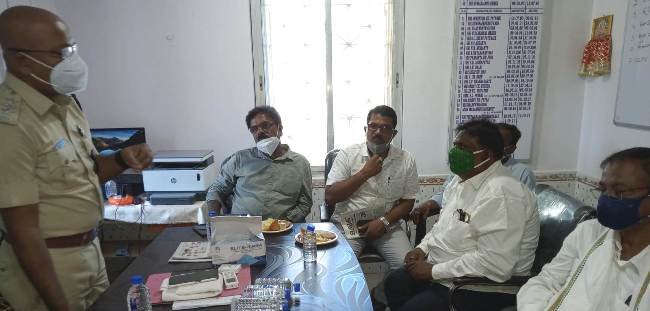 ଛତ୍ରପୁର ଆଦର୍ଶ ଥାନା କୁ ପରିଦର୍ଶନ କଲେ ସ୍ଥାନୀୟ ବିଧାୟକ