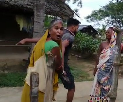 କଖାରୁ ତୋଳାକୁ କେନ୍ଦ୍ର କରି ମହିଳାଙ୍କୁ ମାରିଦେବାକୁ ଧମକ