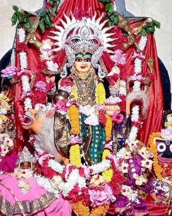 ମା’ସିଦ୍ଧିଦାତ୍ରୀଙ୍କ କୁଷ୍ମାଣ୍ଡା ବେଶ