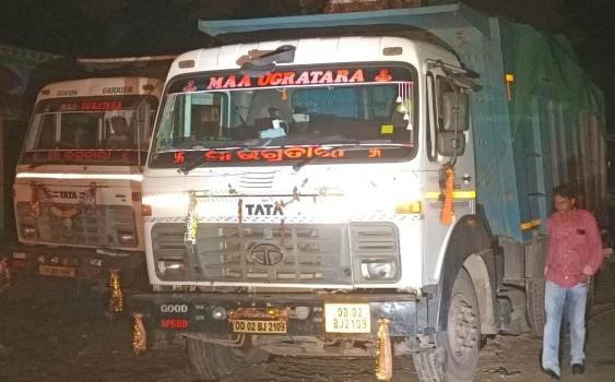 ଓଭରଲୋଡିଂ ପାଇଁ ତିନି ପଥର ବୋଝେଇ ହାଇୱା ଜବତ