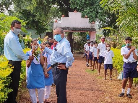 ପଢ଼ିଆରିପଲ୍ଲୀ ହାଇସ୍କୁଲରେ ଅଷ୍ଟମ ଛାତ୍ରଛାତ୍ରୀଙ୍କୁ ସ୍ୱାଗତ ସମ୍ବର୍ଦ୍ଧନା