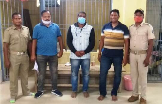 ୫ମାସ ଧରି ଫେରାର ଥିବା ମଦ ମାଫିଆ ନାକା ସନ୍ତୋଷ ଗିରଫ