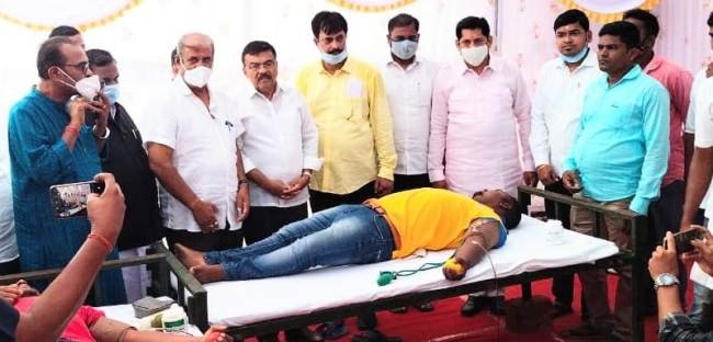 ମୋ ପରିବାର ଆନୁକୂଲ୍ୟରେ ସ୍ବେଚ୍ଛାକୃତ ରକ୍ତଦାନ ଶିବିର