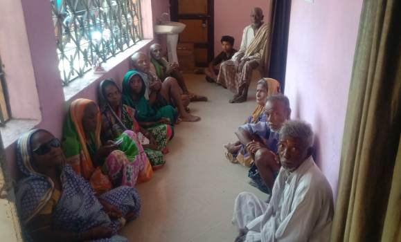 ଷ୍ଟେଟ ବ୍ୟାଙ୍କ ମନମାନି ଭତ୍ତା ନପାଇ ଫେରୁଛନ୍ତି ଅସହାୟ ବୃଦ୍ଧ ବୃଦ୍ଧା