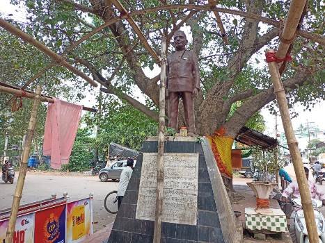 ଉତ୍କଳ କେଶରୀଙ୍କ ପ୍ରତିମୂର୍ତ୍ତି ଅବହେଳିତ