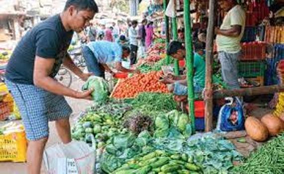 ପନି ପରିବା ଦର ଆକାଶ ଛୁଆଁ, ଚିନ୍ତାରେ ସାଧାରଣ ଖାଉଟି, ପ୍ରଶାସନ ନିରବଦ୍ରଷ୍ଟା