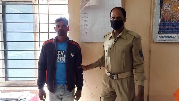 ବୋଲେରୋ ଜବଦ, ଛେଳିଚୋର ଗିରଫ