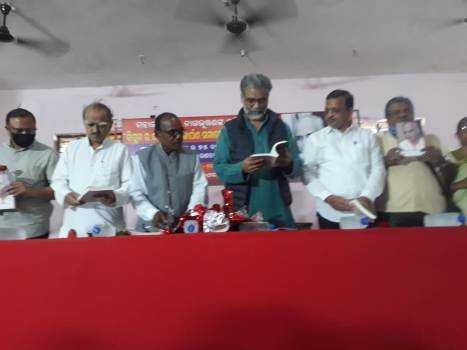 ମହାନ୍ ବିପ୍ଲବୀ ନାଗଭୂଷଣଙ୍କ ରଚିତ ପୁସ୍ତକ ‘ବିପ୍ଲବର ପଥେ’ ଲୋକାର୍ପିତ