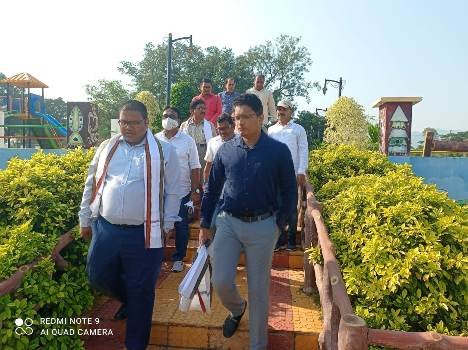 ମନରେଗା ଯୋଜନାରେ କାର୍ଯ୍ୟ ପରିଦର୍ଶନ କଲେ ସ୍ୱତନ୍ତ୍ର ନିର୍ଦ୍ଧେଶକ ଏବଂ ପି ଡି