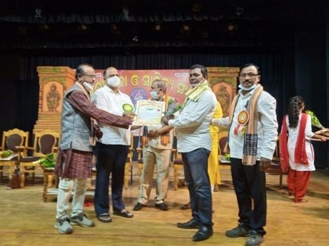 ସମାଜସେବୀ ଅକ୍ଷୟ ତରାଇଙ୍କୁ ସେବାଶ୍ରୀ ସମ୍ମାନ