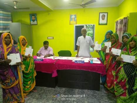 ନିର୍ମାଣ ଶ୍ରମିକ କାର୍ଡ ବଣ୍ଟନ
