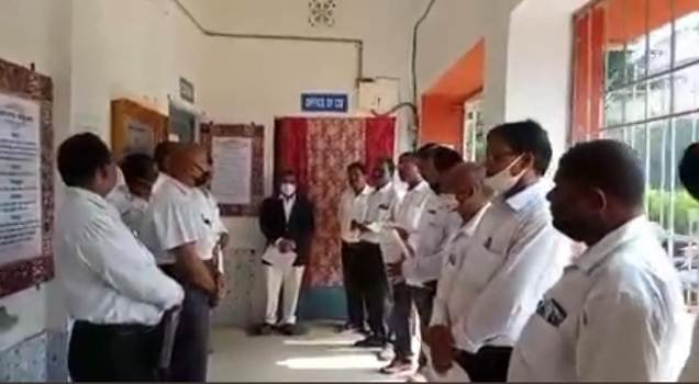 ତିର୍ତ୍ତୋଲ କୋର୍ଟ ପରିସରରେ ସମ୍ବିଧାନ ଦିବସ ପାଳନ