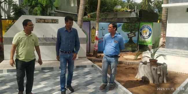 ଭଞ୍ଜନଗର ଉପଜିଲ୍ଲାପାଳଙ୍କ ବିଦ୍ୟାଳୟ ପରିଦର୍ଶନ