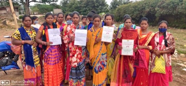 ଠକାମୀର ଶିକାର ମହିଳା ସ୍ୱୟଂ ସହାୟକ ଗୋଷ୍ଠୀ