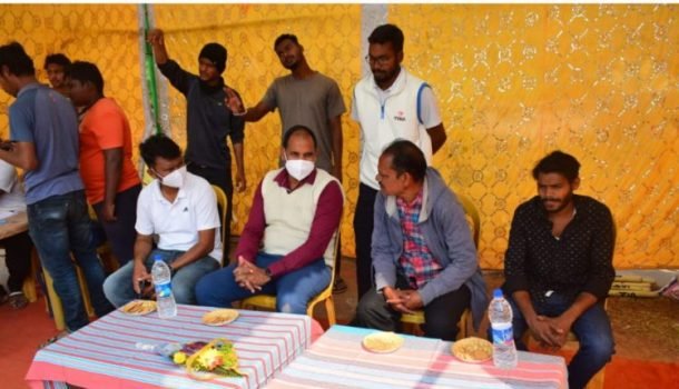 ରାଜେଶ ଏବଂ ଲିଟୁ ସ୍ମାରକୀ ଆନ୍ତଃ ଜିଲ୍ଲା କ୍ରିକେଟ ଟୁର୍ଣ୍ଣାମେଣ୍ଟ ଉଦଘାଟିତ