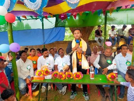 ଗୁମ୍ମାରେ ସୁଯଗ୍ୟ ମେମୋରିଏଲ କ୍ରିକେଟ ଟୁର୍ଣ୍ଣାମେଣ୍ଟ ଉଦଘାଟିତ ହଇଯାଇଛି