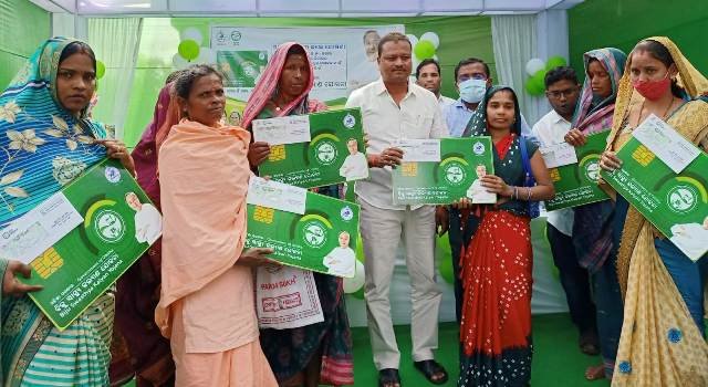 ପୋଲସରା ବ୍ଲକରେ ୭୦ ପ୍ରତିଶତରୁ ଉର୍ଦ୍ଧ୍ବ ବିଜୁ ସ୍ୱାସ୍ଥ୍ୟ ସ୍ମାର୍ଟ କାର୍ଡ ବଣ୍ଟନ