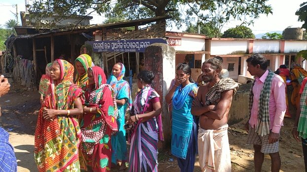 କେଶରା ବିଦ୍ୟାଳୟ ର ଟଙ୍କା ହେରଫେର ଘଟଣା ତଦନ୍ତ କଲେ ବିଇଓ