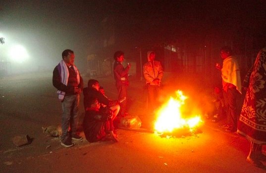 ବାଲିଗୁଡ଼ାରେ ଶୀତ ଲହରି ସଞ୍ଜ ନଇଁଲେ ଖସୁଛି ତାପମାତ୍ରା