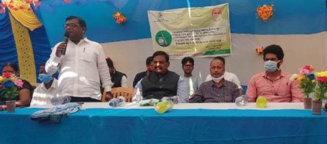 ଆଦିବାସୀ ଅଧ୍ୟୁଷିତ କୁଜାସିଂ ଗ୍ରାମରେ ମେଗା ସ୍ୱାସ୍ଥ୍ୟ ଶିବିର ଅନୁଷ୍ଠିତ