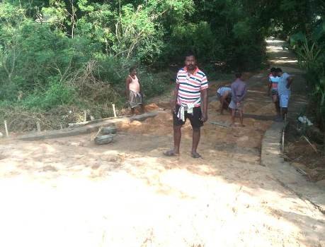 ଜଳ ସେଚନ ବିଭାଗ ଅଜଣାତରେ ଚାଲିଛି କଂକ୍ରିଟ ରାସ୍ତା କାମ