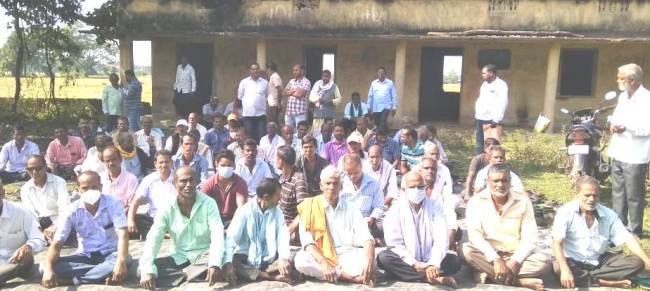  ନଷ୍ଟ ହୋଇଥିବା ଫସଲର କ୍ଷୟକ୍ଷତିର ଆକଳନ ଜିଲ୍ଲାପାଳଙ୍କ ଉଦ୍ଦେଶ୍ୟରେ ଦାବିପତ୍ର ପ୍ରଦାନ