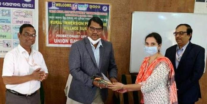 ନୂତନ ପ୍ରୋବେସନାରୀ ଅଧିକାରୀଙ୍କ ଗ୍ରାମ୍ୟ ଇମାରସନ ତାଲିମ କାର୍ଯ୍ୟକ୍ରମ ଉଦ୍‌ଯାପିତ