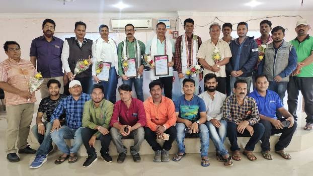 ୟୁଜେଏ ତରଫରୁ ସଫଳତା ପାଇଁ ୩ପୋଲିସ ଅଧିକାରୀଙ୍କୁ ସମ୍ବର୍ଦ୍ଧନା