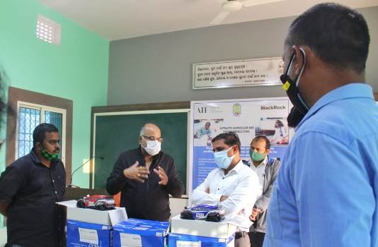 ଆମେରିକାନ୍ ଇଣ୍ଡିଆ ଫାଉଣ୍ଡେସନ୍ ଓ ବ୍ଲାକରକ ପକ୍ଷରୁ ଅନସ୍ଲୋ ହାଇସ୍କୁଲକୁ ରୋବଟିକ୍ କିଟ୍ ପ୍ରଦାନ