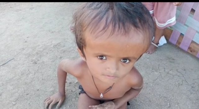 ଅଜଣା ରୋଗରେ ତରୁଣୀ,ଚିକିତ୍ସା ରେ ଅର୍ଥ ସାଜିଛି ବାଧକ