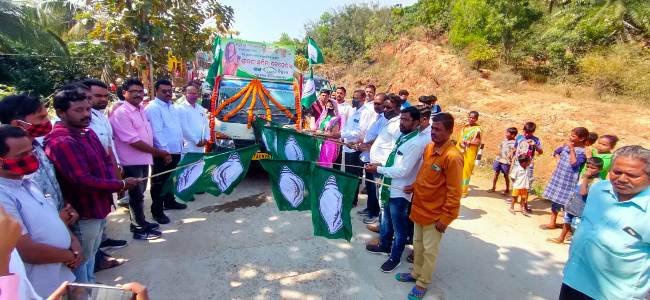 ପ୍ରଚାର ଗାଡିର ଶୁଭାରମ୍ଭ କଲେ ବିଧାୟକ