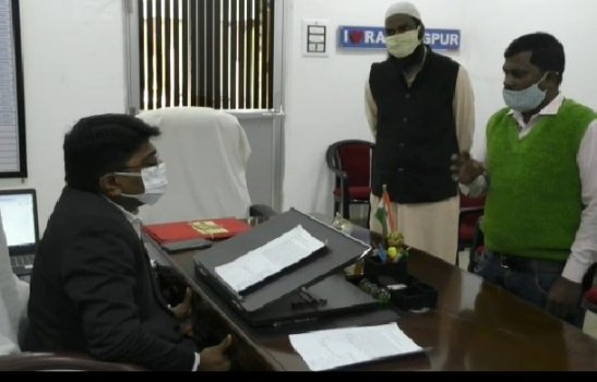 ଉପଜିଲ୍ଲାପାଳଙ୍କୁ ଦାବିପତ୍ର ପ୍ରଦାନ