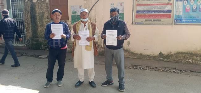 ରାସ୍ତା କାର୍ଯ୍ୟ ତ୍ୱରାନ୍ୱିତ ଦାବିରେ ଚାନ୍ଦମାରୀ ପଡ଼ିଆବାସୀଙ୍କ ରାସ୍ତାରୋକ ୮ରେ