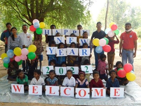 ସ୍ୱାଗତମ୍‌-୨୦୨୨ : ଆଦିବାସୀପଲ୍ଲୀରେ ନୂଆବର୍ଷକୁ ସ୍ୱାଗତ