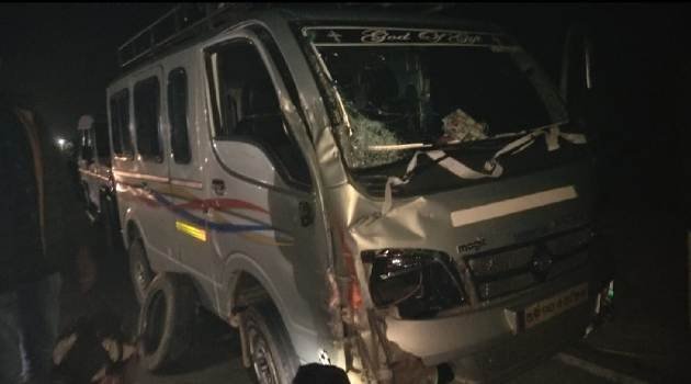 ଗଞ୍ଜେଇ ବୋଝେଇ ଟାଟା ମେଜିକ ଧକ୍କାରେ ବାଇକ ଚାଳକ ମୃତ : ଡ୍ରାଇଭର ଅଟକ