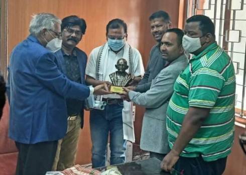 ଜିଲ୍ଲାପାଳଙ୍କୁ ଓକିଲ ସଂଘ ପକ୍ଷରୁ ସମ୍ବର୍ଦ୍ଧନା