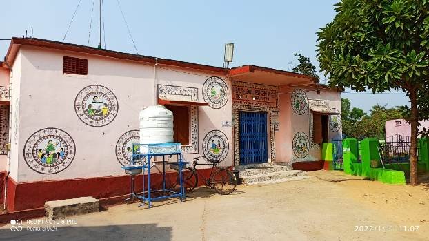 ଡାକ୍ତରଖାନାରେ ଡାକ୍ତର ପଦବୀ ଖାଲି : ତାଲା ପକାଇଲେ ଲୋକେ