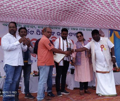 ନାରାୟଣ ଖୁଣ୍ଟିଆଙ୍କୁ ସମ୍ବର୍ଦ୍ଧନା