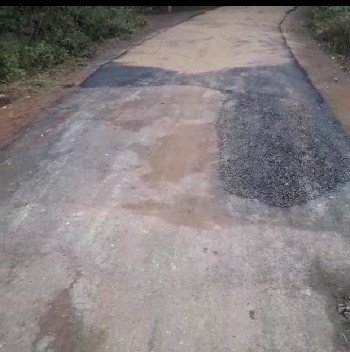 ପିଚୁ ରାସ୍ତା କାର୍ଯ୍ୟ ନିମ୍ନମାନର