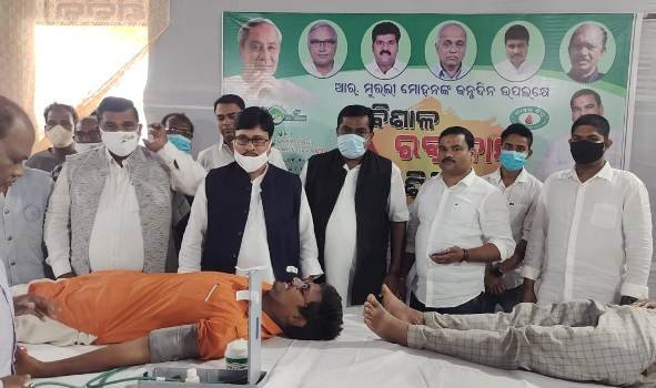 ପୂର୍ବତନ କର୍ପୋରେଟର ଜନ୍ମ ଦିନ କୁ ଏକ ନିଆରା ଢଙ୍ଗରେ ପାଳନ କରିଛନ୍ତି