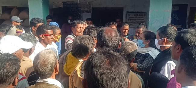 ବଳି ପଡୁଛନ୍ତି ନିରୀହ ଚାଷୀ