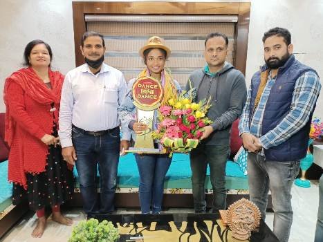 ‘ଡ୍ୟାନ୍ସ ଓଡ଼ିଶା ଡ୍ୟାନ୍ସ’ ଟାଇଟଲ ବିଜେତାଙ୍କୁ ବିକ୍ରମ ଫାଉଣ୍ଡେସନ ପକ୍ଷରୁ ସମ୍ବର୍ଦ୍ଧନା