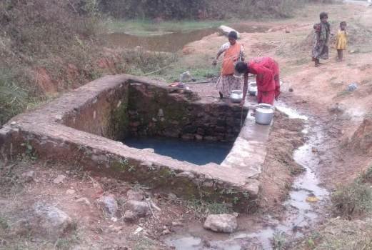ଜଳ କଷ୍ଟ : ଲୋକେ ପିଉଛନ୍ତି ଦୂଷିତ ପାଣି