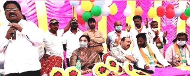 ଦଳୀୟ ପ୍ର।ର୍ଥୀଙ୍କ ପ।ଇଁ ଭୋଟ ପ୍ରଚ।ର କଲେ