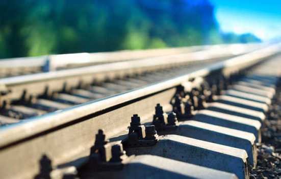 ରେଳ ଲାଇନରେ କଟି ଯୁବକ ମୃତ