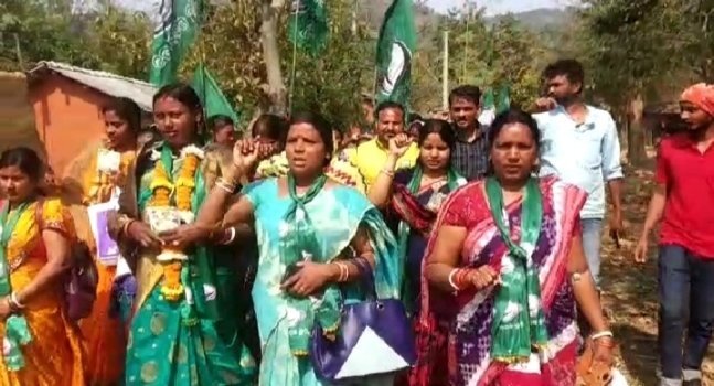 ୪୬ ନମ୍ବର ଜୋନରେ ବିଜେଡ଼ି ପ୍ରାର୍ଥୀନୀଙ୍କ ମାରାଥନ ପ୍ରଚାର