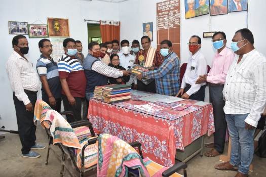  ଦୁଇ ପ୍ରାଥମିକ ଶିକ୍ଷକଙ୍କ ଅବସର ଗ୍ରହଣ