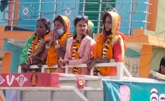 ୧୪ ନମ୍ବର ଜୋନରେ ବିଧାୟକ ଓ ଅଭିନେତ୍ରୀ ଲିପିଙ୍କ ପ୍ରଚାର